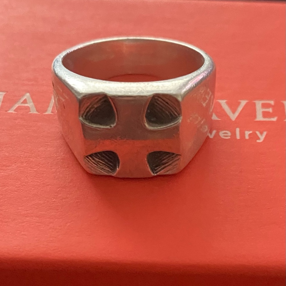 James Avery Retired Cross ring size 9.5